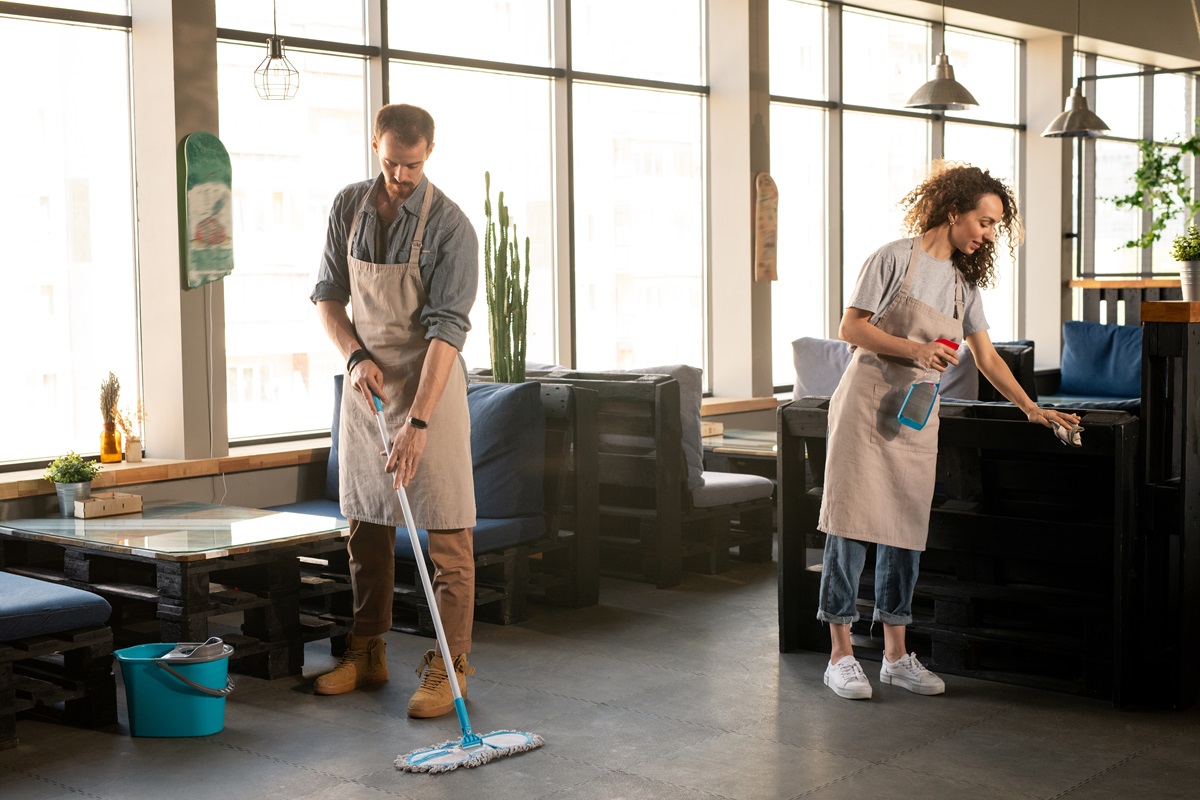revolutionary non-toxic cleaning products for commercial spaces, ad g8nxfeeos uh